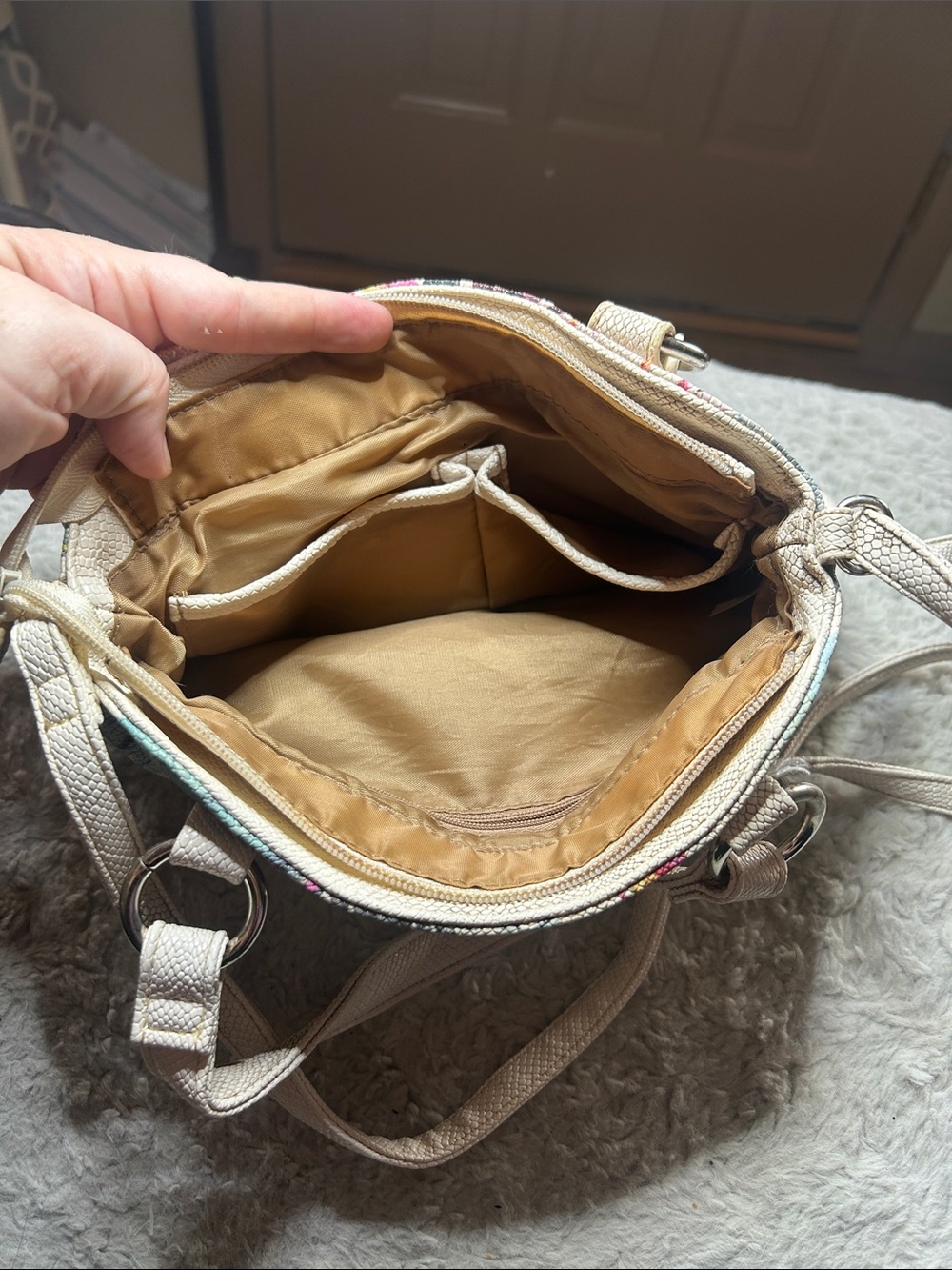 White Floral Shoulder Satchel with Removable Strap - Picture 4 of 4